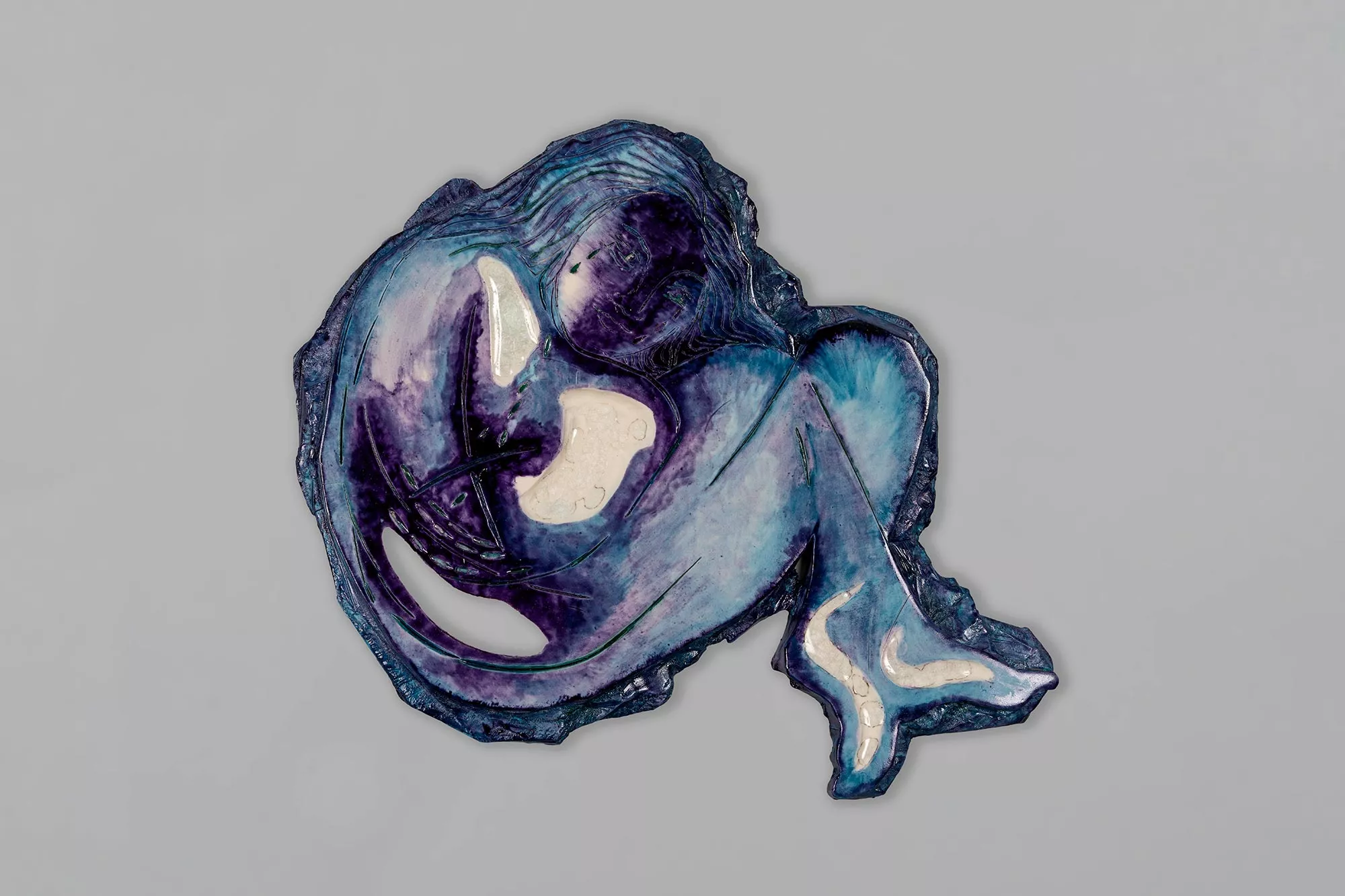 Gaia Fugazza - Sete - Gaia Fugazza - Sete - Roly Poly (purple), 2024, porcelain and glass, 22.5 × 29 cm